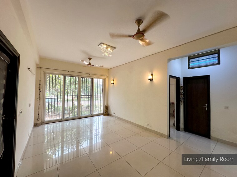 Living Room, bptp-amstoria 3 Bedroom 2384 Sq.Ft. Builder Floor In Sector 102 Gurgaon 8591145