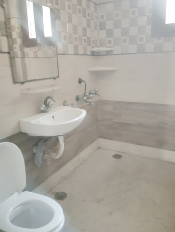 Bathroom in 4 BHK Independent House at Sector 30 – for Rent