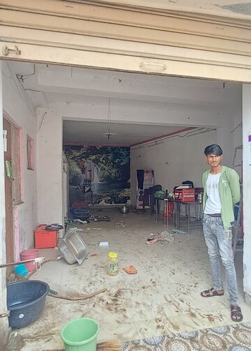  Shop For Rent in Khurram Nagar
