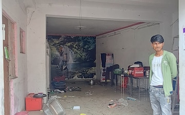 Shop For Rent in Khurram Nagar