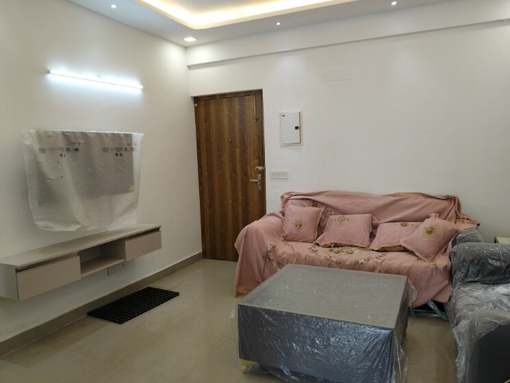 Living Room, suncity-avenue-76 2 Bedroom 582 Sq.Ft. Apartment In Sector 76 Gurgaon 8591249