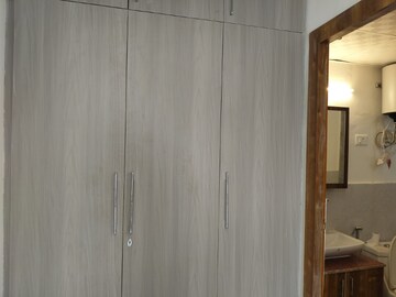 Furnished Amenities in 2 BHK Apartment at Suncity Avenue 76, Sector 76 – for Rent