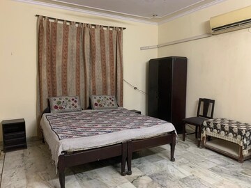Bedroom in 1.5 BHK Independent House at Sector 16 – for Rent