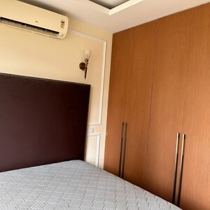 Room in 3 BHK Builder Floor at Signature Global Daxin Vistas, Sohna Road – for Sale