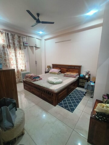 Living Room in 3 BHK Builder Floor at Sushant Lok 3, Sector 57 – for Rent