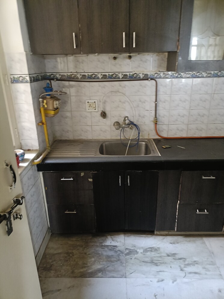 Kitchen, kanchanjunga-apartments 3 Bedroom 2400 Sq.Ft. Apartment In Sector 56 Gurgaon 8591639