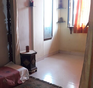 Living Room in 1 RK Apartment at Gujrat Colony – for Rent