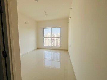 Room in 3 BHK Apartment at Godrej Nurture Pune, Mamurdi – for Rent