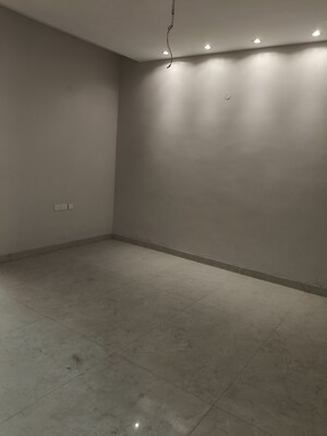 Room in 3 BHK Builder Floor at Motia Blue Ridge, Dhakoli – for Sale