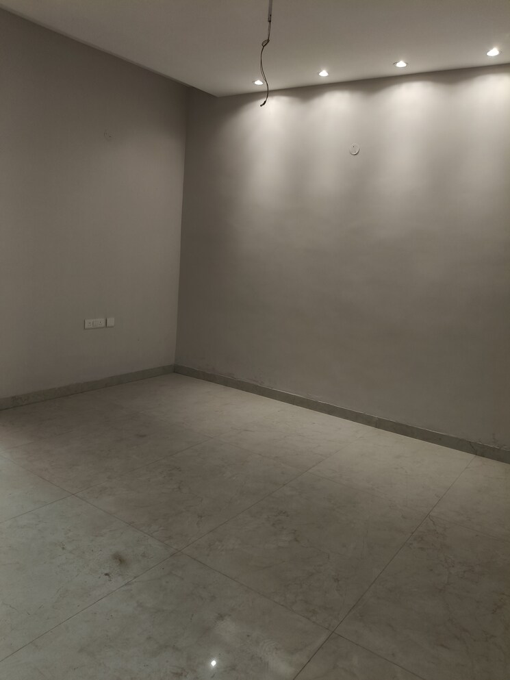 Room, motia-blue-ridge 3 Bedroom 1000 Sq.Ft. Builder Floor In Dhakoli Zirakpur 8591525