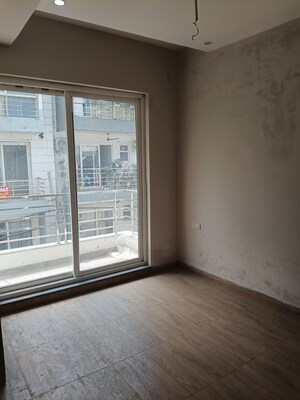 Room in 3 BHK Builder Floor at Motia Blue Ridge, Dhakoli – for Sale