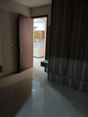 Room in 3 BHK Builder Floor at Motia Blue Ridge, Dhakoli – for Sale