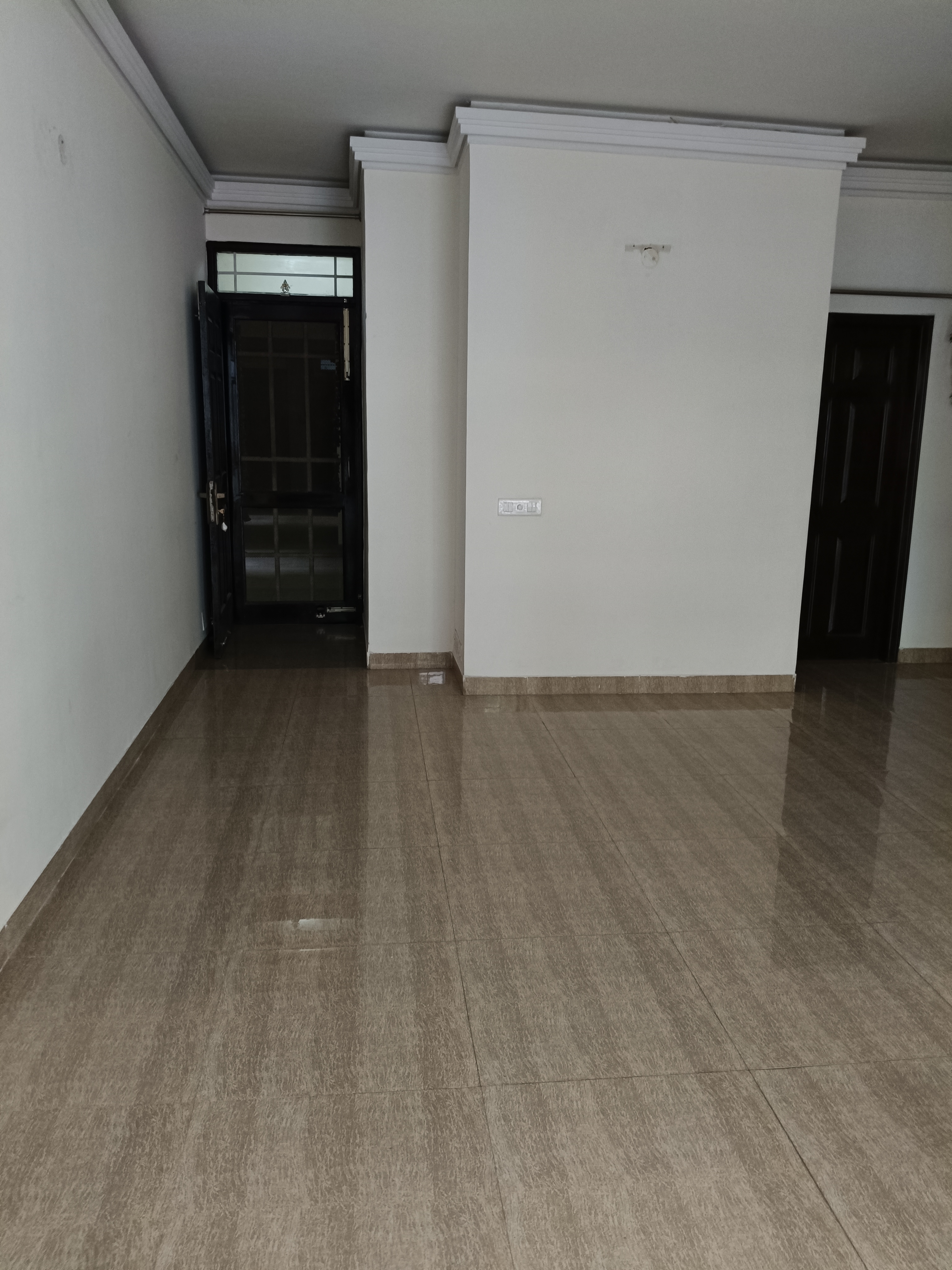 4 BHK + Extra Room Apartment For Sale in New Generation Maple Apartments