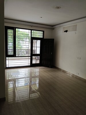 Room in 4 BHK Apartment at New Generation Maple Apartments, Dhakoli – for Sale