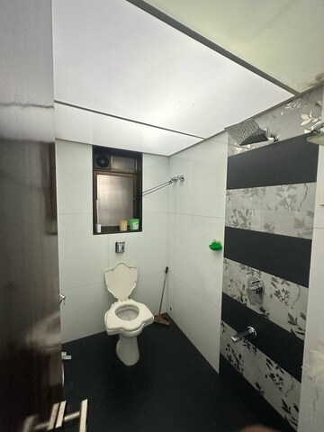 Master Bedroom in 2 BHK Apartment at Marigold Building Dindoshi, Dindoshi – for Rent