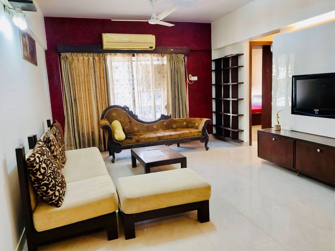2 BHK + Pooja Room,Servant Room Apartment For Rent in K Raheja Vihar