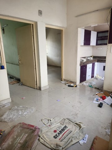 2 BHK Apartment For Rent in RWA Qutab Enclave, Katwaria Sarai