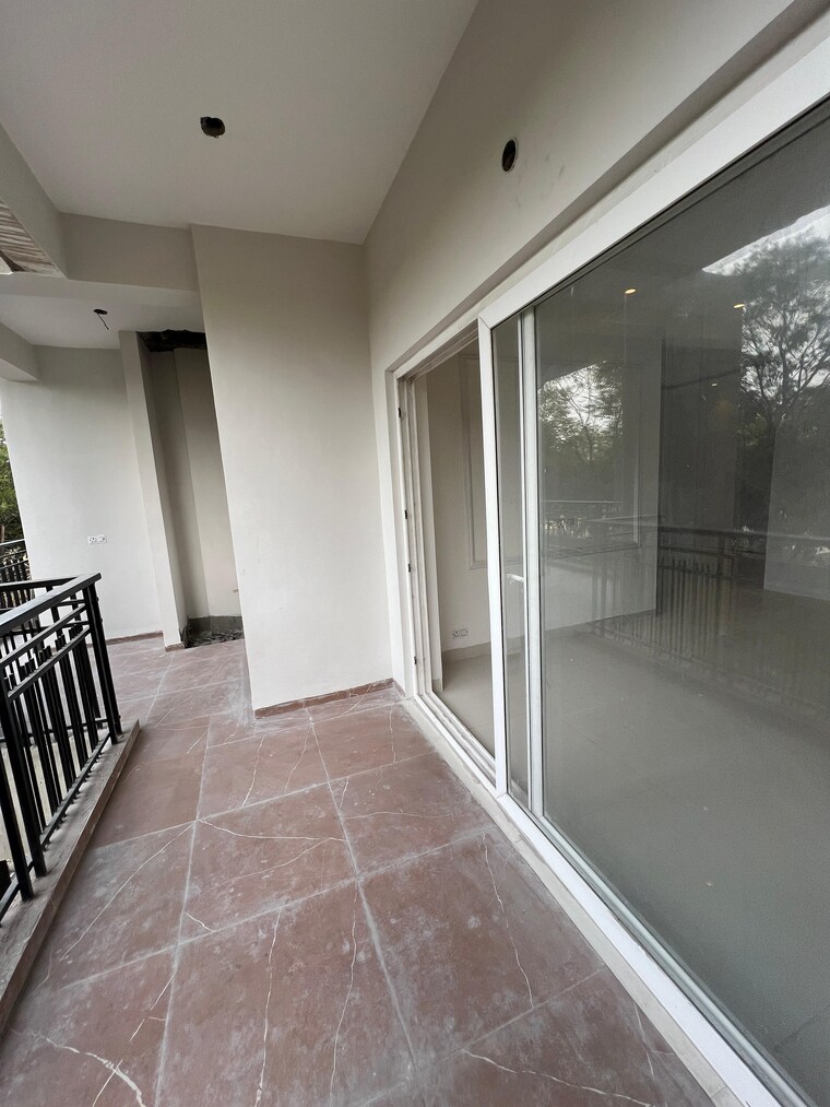 Balcony, ambala highway 2 Bedroom 1300 Sq.Ft. Apartment In Ambala Highway Zirakpur 8591736