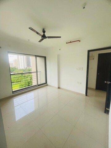2 BHK Apartment For Rent in Risland The Icon, Dhokali