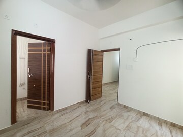 Room in 1 BHK Apartment at SM Homes Kondapur, Kondapur – for Rent