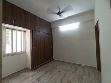Room in 1 BHK Apartment at SM Homes Kondapur, Kondapur – for Rent
