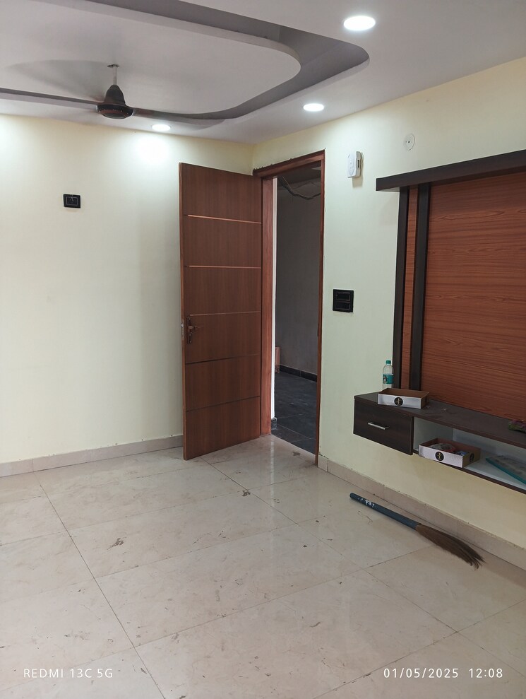 Room, rajendra nagar 4 Bedroom 1800 Sq.Ft. Builder Floor In Rajendra Nagar Ghaziabad 8591803
