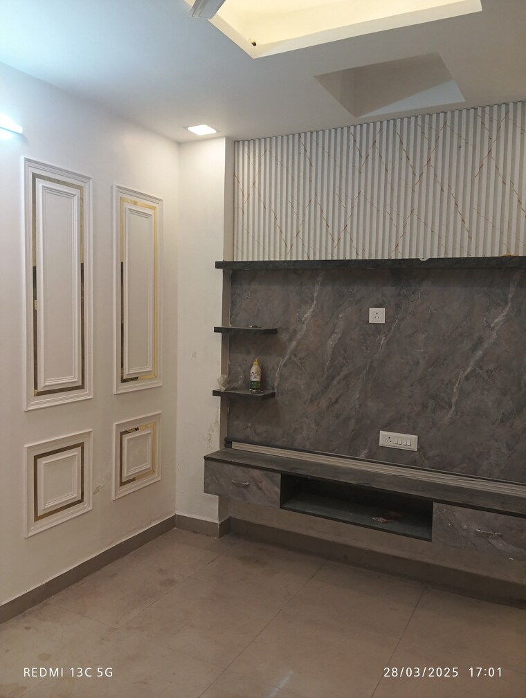 Room, shalimar garden 4 Bedroom 1800 Sq.Ft. Builder Floor In Shalimar Garden Ghaziabad 8591854