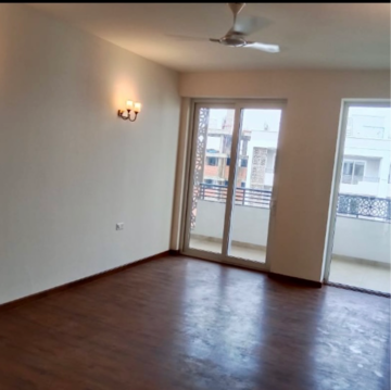 Room in 5 BHK Apartment at DLF Alameda, Southern Peripheral Road – for Rent
