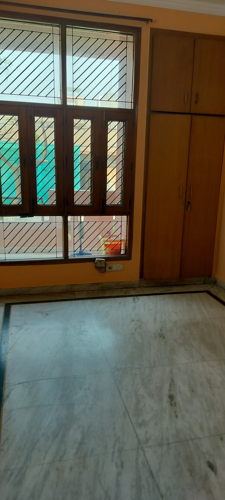 Room, rwa-apartments-sector-41 3 Bedroom 180 Sq.Mt. Independent House In Sector 41 Noida 8591924