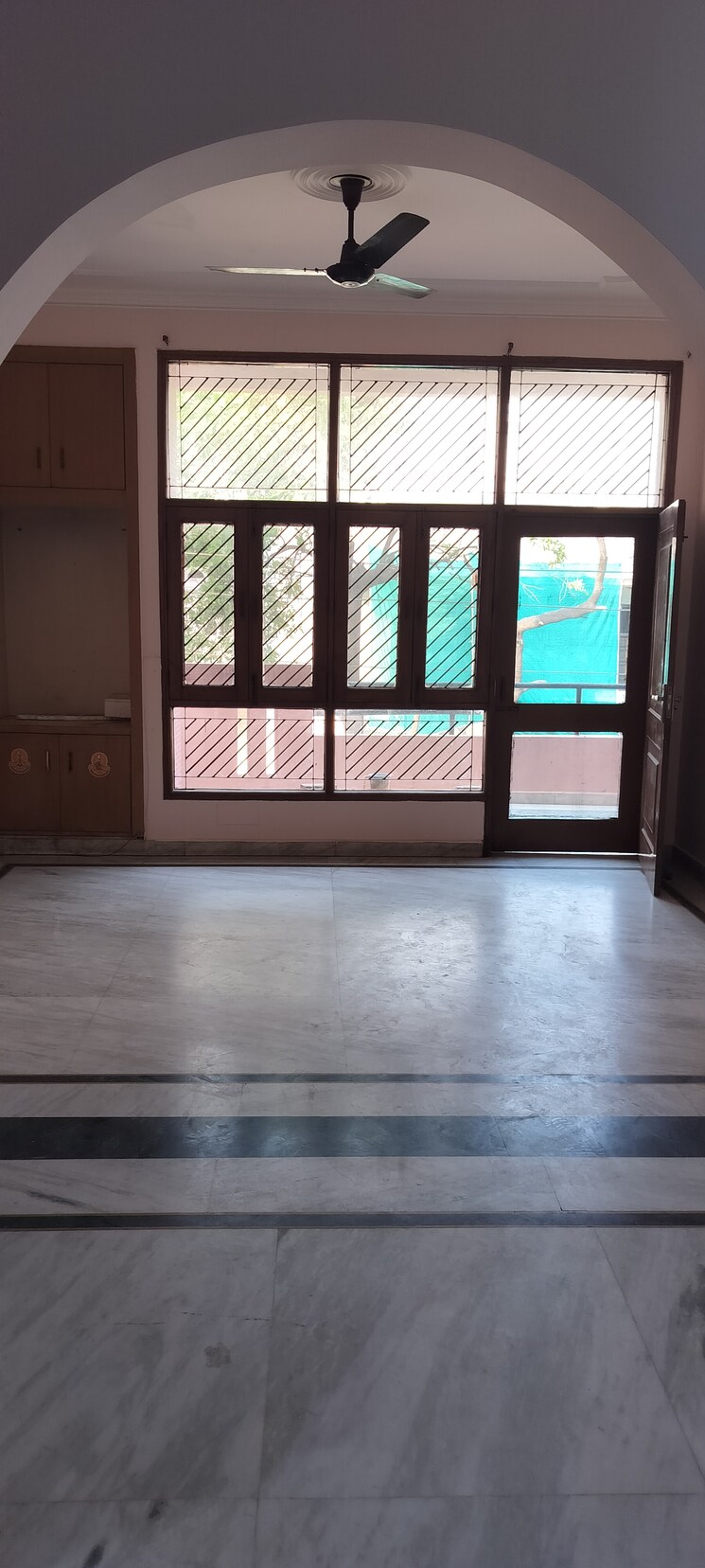 Room, rwa-apartments-sector-41 3 Bedroom 180 Sq.Mt. Independent House In Sector 41 Noida 8591924