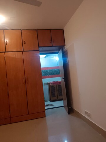 Bedroom in 1 BHK Apartment at Bandra West – for Rent