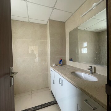 Bathroom in 4 BHK Builder Floor at BPTP Amstoria, Sector 102 – for Rent