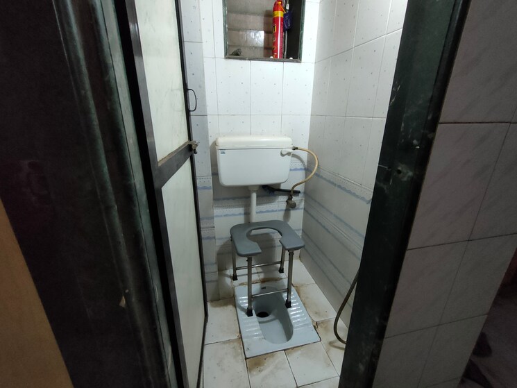 Bathroom, sector 1 charkop 2 Bedroom 1300 Sq.Ft. Independent House In Sector 1 Charkop Mumbai 8592118