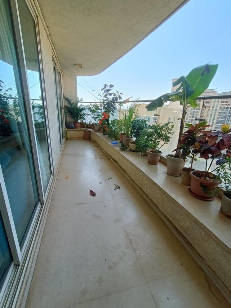 Balcony, nahar-barberry-bryony 4 Bedroom 2550 Sq.Ft. Apartment In Chandivali Mumbai 8592087