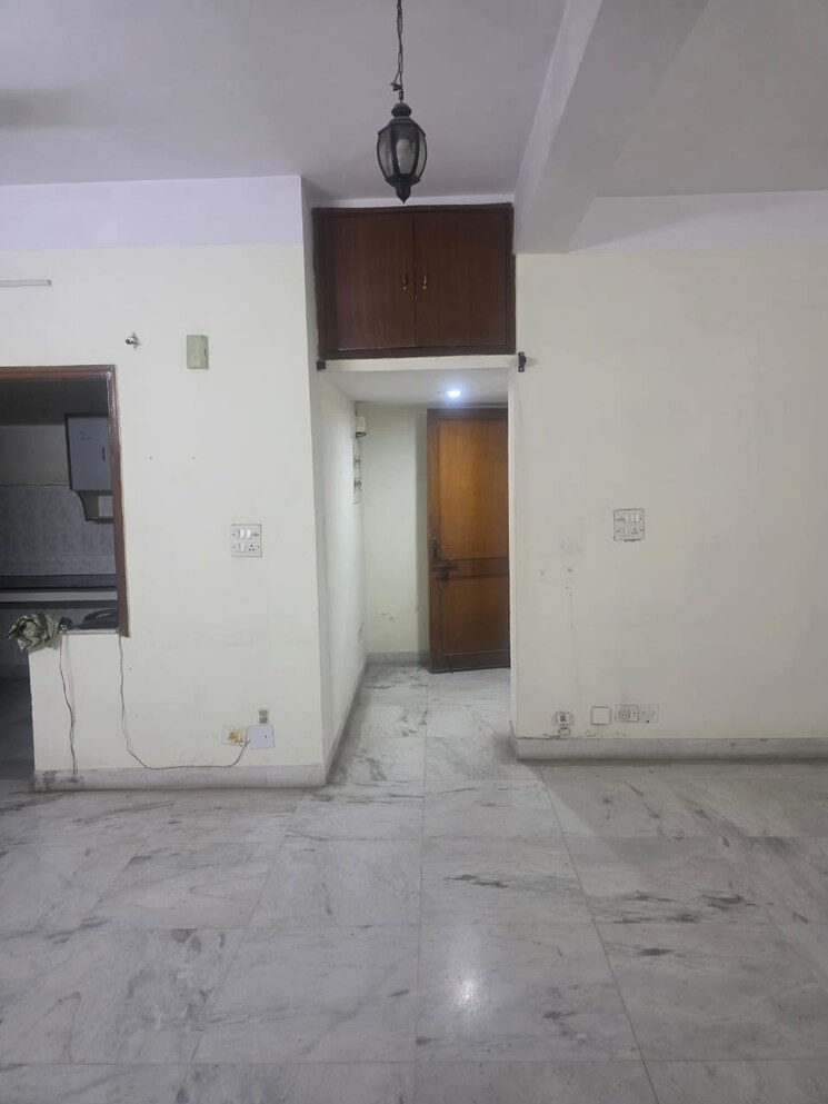 Room, dps-housing-society 2 Bedroom 1000 Sq.Ft. Apartment In Sector 51 Noida 8592121