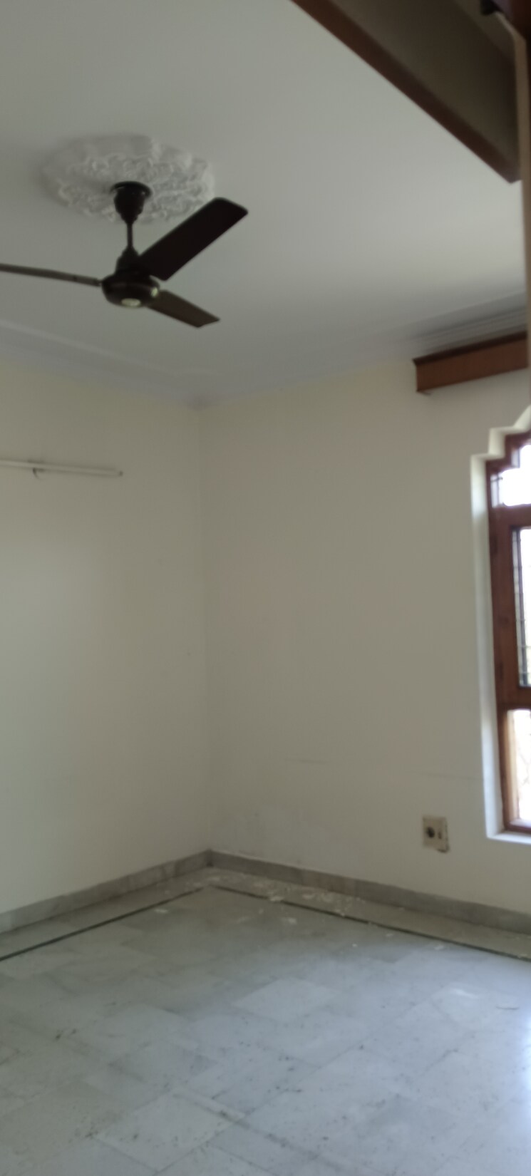 Room, sector 16 3 Bedroom 3150 Sq.Ft. Builder Floor In Sector 16 Faridabad 8592130