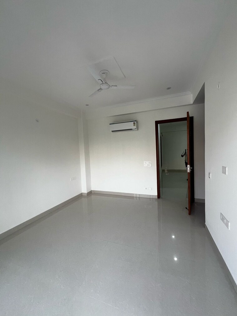 Room, m3m-heights 2 Bedroom 1261 Sq.Ft. Apartment In Sector 65 Gurgaon 8592149