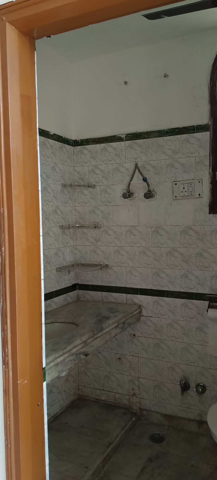 Bathroom, sector 16 3 Bedroom 3150 Sq.Ft. Builder Floor In Sector 16 Faridabad 8592130