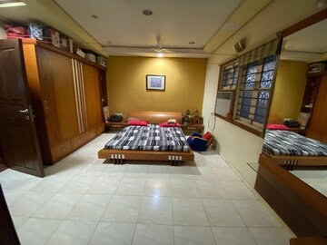 Bedroom in 4 BHK Villa at Vastrapur – for Sale