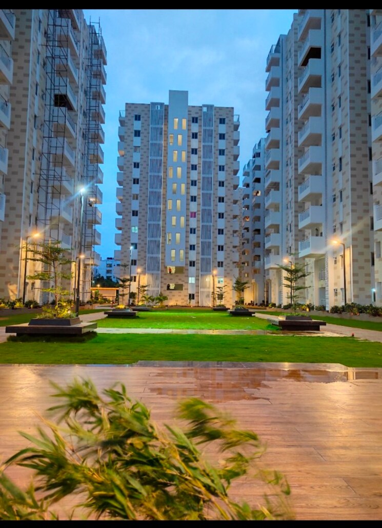 Exterior View, ambience-courtyard 3 Bedroom 1827 Sq.Ft. Apartment In Manikonda Hyderabad 8592209