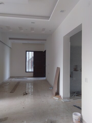 2 BHK Builder Floor For Rent in Sector 16 A