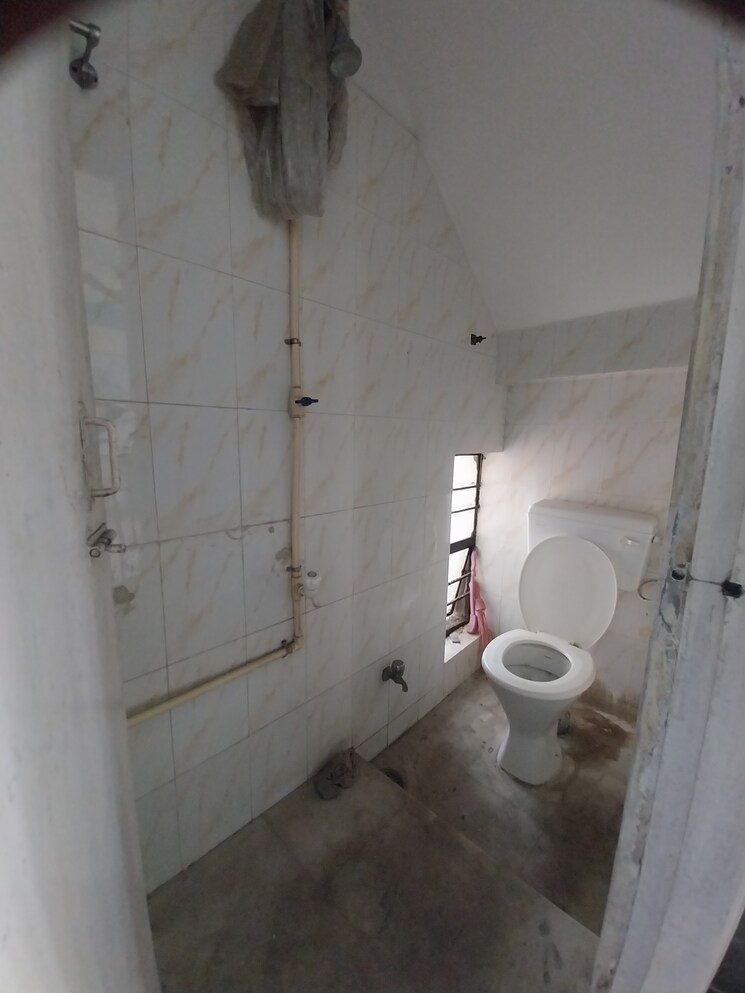 Bathroom, narayanpur 3 Bedroom 1480 Sq.Ft. Apartment In Narayanpur Kolkata 8592269