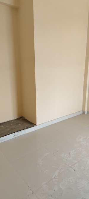 Room in 2 BHK Apartment at Mehak Jeevan, Raj Nagar Extension – for Sale