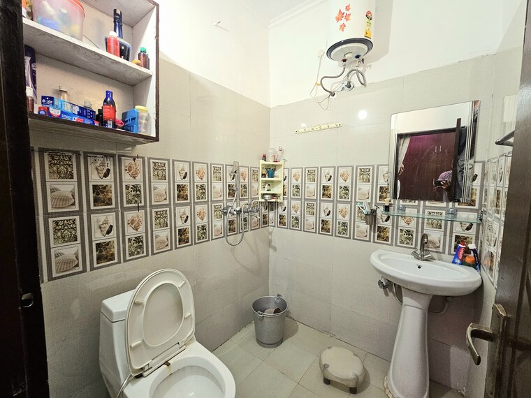 Attached Bathroom, sector 20 3 Bedroom 1400 Sq.Ft. Apartment In Sector 20 Panchkula 8592297
