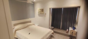 Bedroom in 5 BHK Apartment at Mittal Phoenix Towers, Lower Parel – for Sale