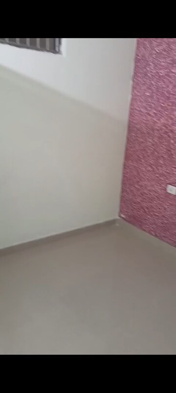 Room in 2 BHK Builder Floor at Lucky The Palm Valley, Sector 1 Greater Noida – for Rent