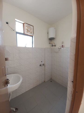 Bathroom in 1 BHK Apartment at Ninex RMG Residency, Sector 37c – for Rent