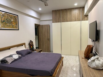 Bedroom in 4 BHK Apartment at Pranay Apartments, Dadar West – for Rent