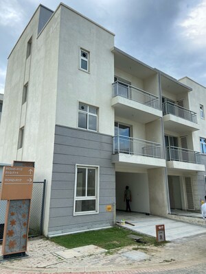 4 BHK Apartment – Exterior View View at Godrej Golf Links Evoke, Sector 27 Yamuna Expressway - for Sale