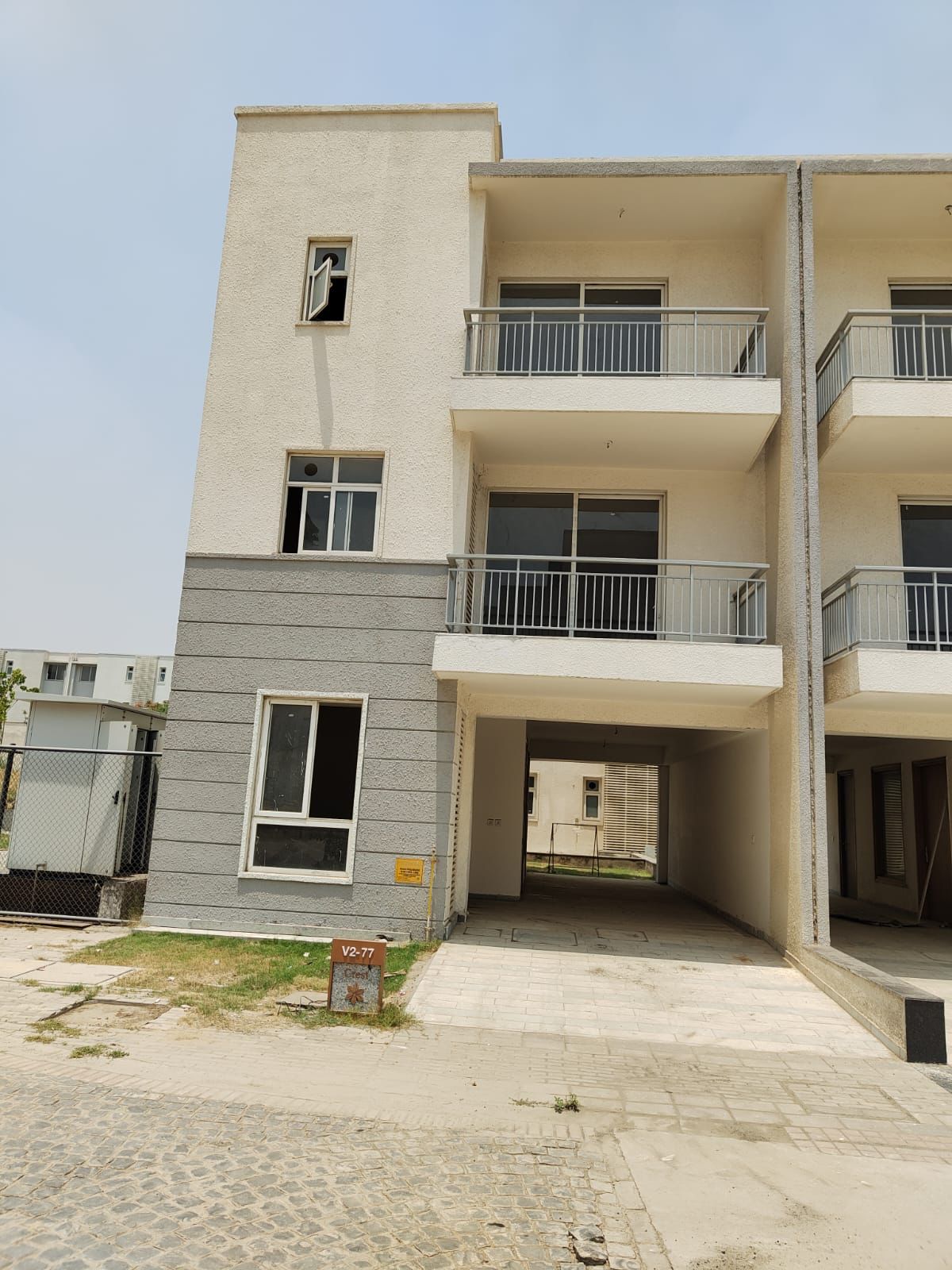 4 BHK + Servant Room,Study Room 2375 Sq.Ft. Apartment in Godrej Golf Links Evoke